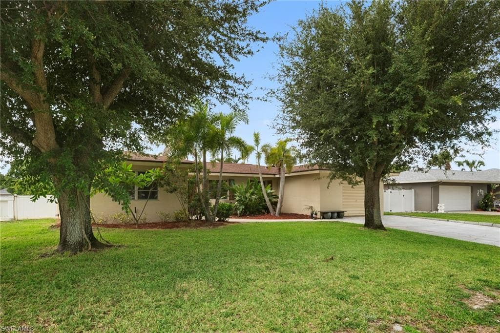 1444 Covington CIR W-28