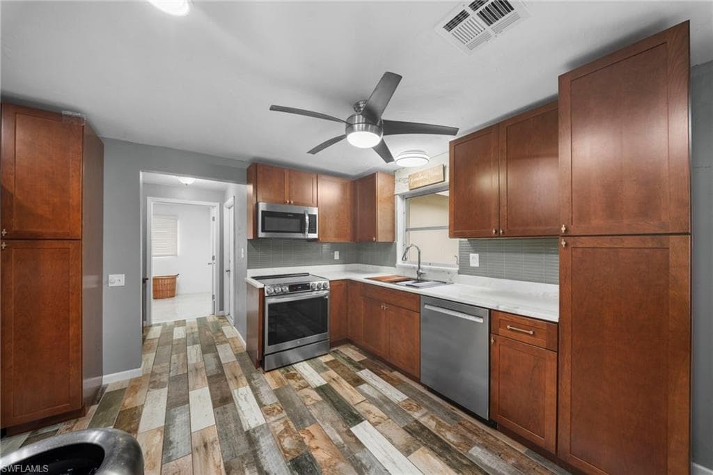 1444 Covington CIR W-4