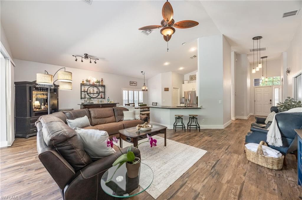 219 Glen Eagle CIR-8