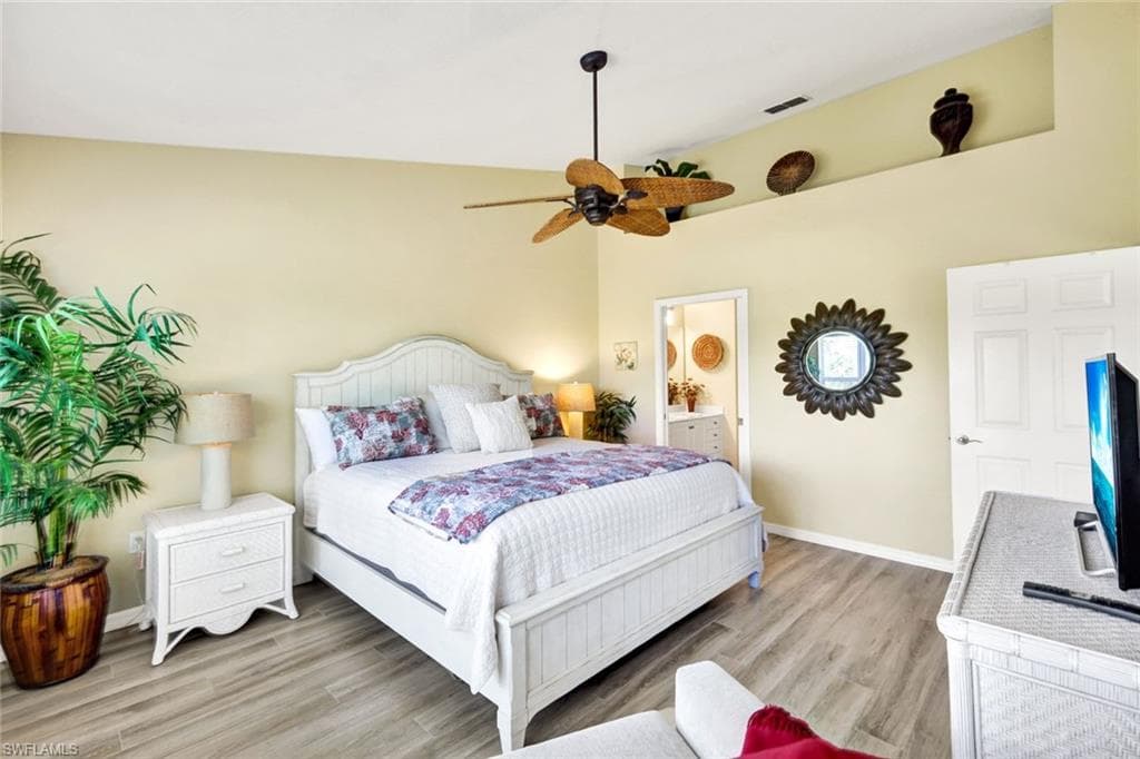 20101 Seagrove ST 705-16