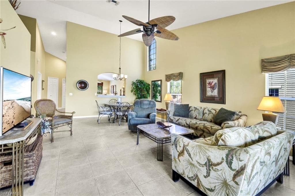 20101 Seagrove ST 705-5