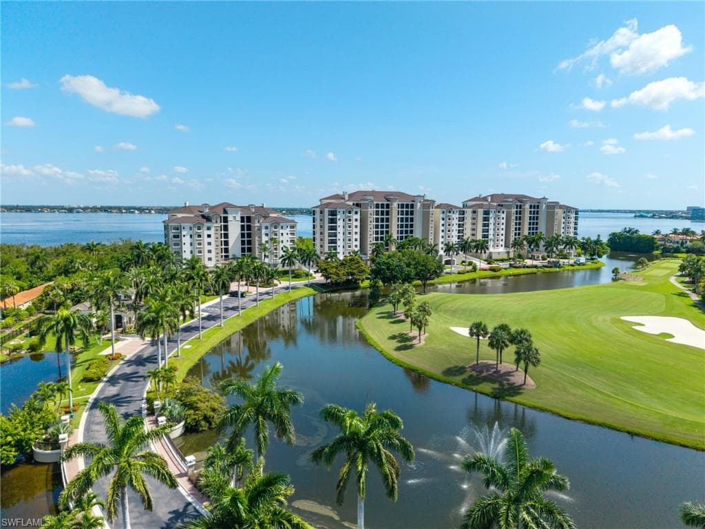 11620 Court Of Palms 202-43