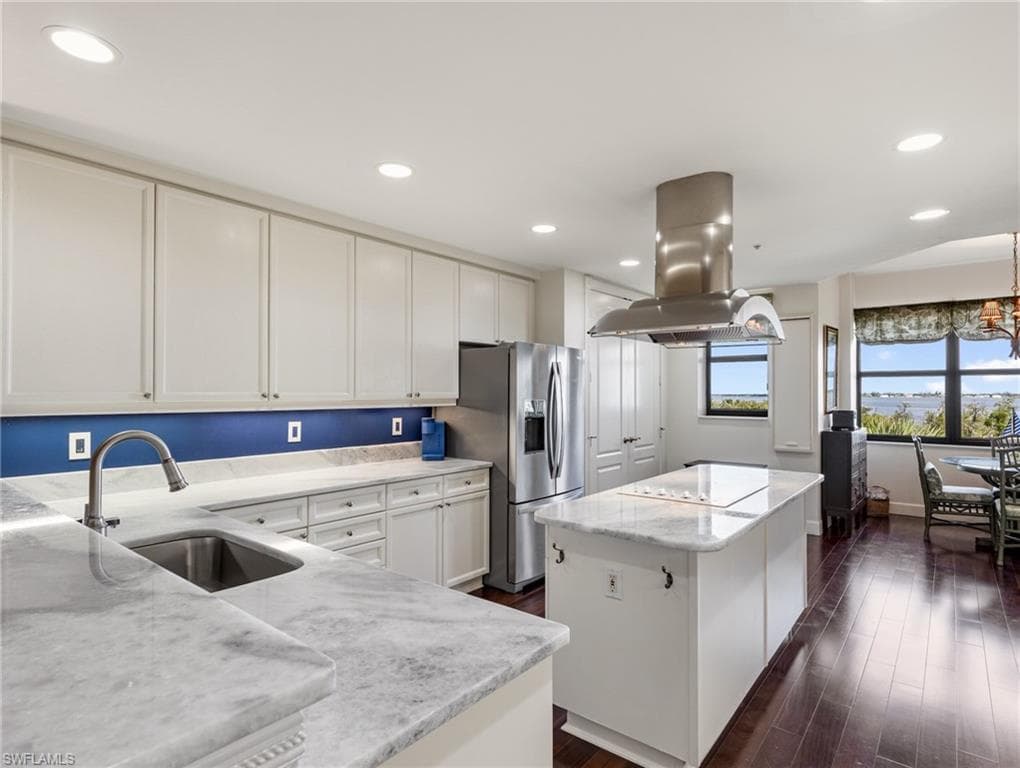 11620 Court Of Palms 202-22