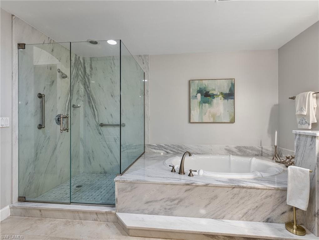 11620 Court Of Palms 202-33