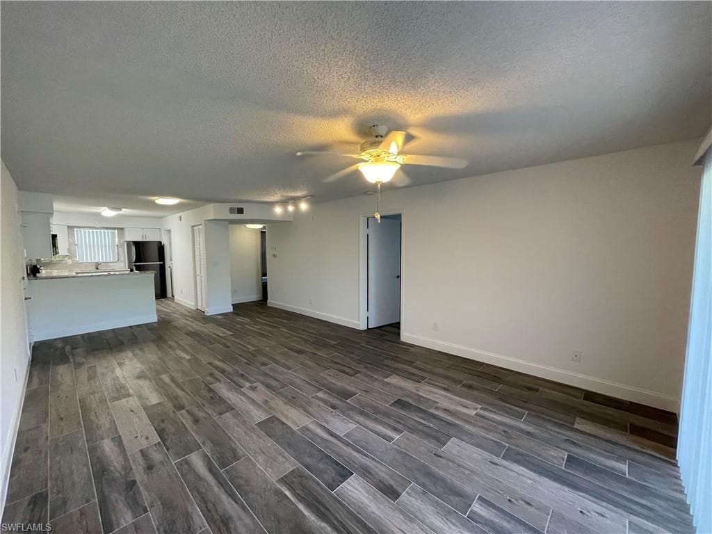 2190 Arbour Walk CIR 2216-8