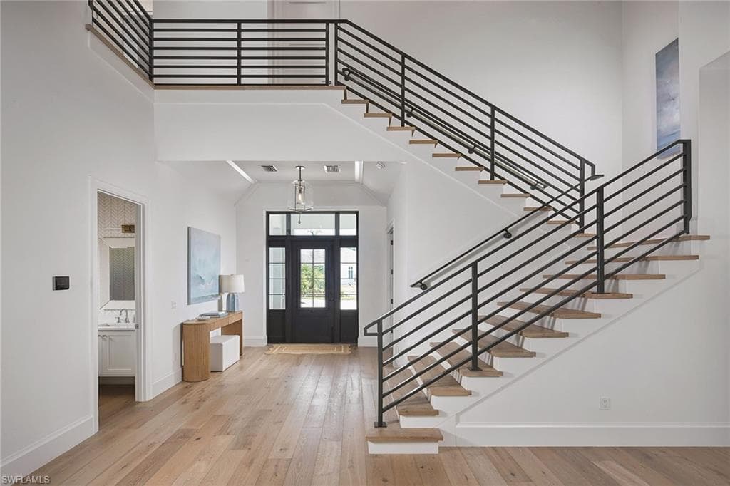 16764 Enclave CIR-7