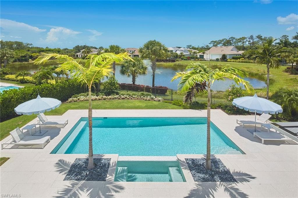 16764 Enclave CIR-28