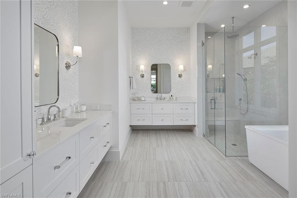 16764 Enclave CIR-20