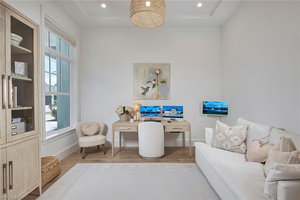 16764 Enclave CIR-21