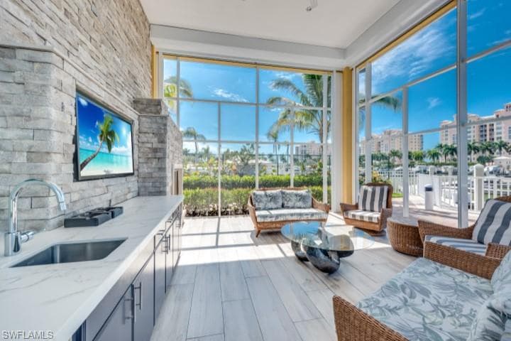 13665 Vanderbilt DR 603-33