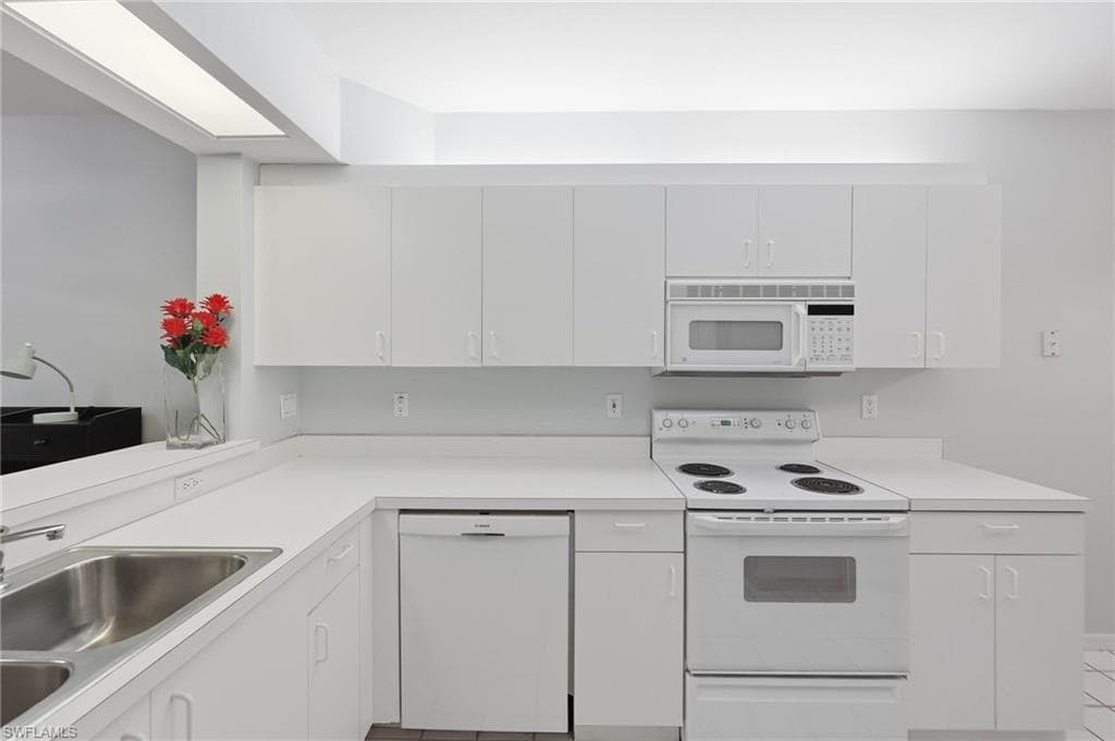 7577 Silver Trumpet LN 103-12