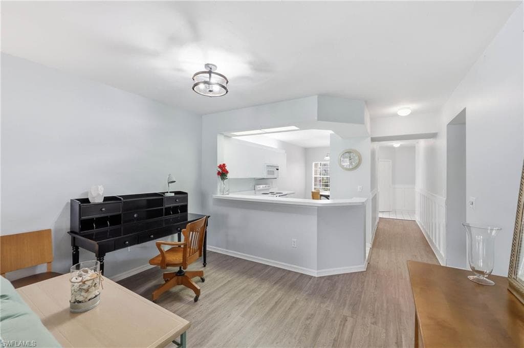 7577 Silver Trumpet LN 103-7