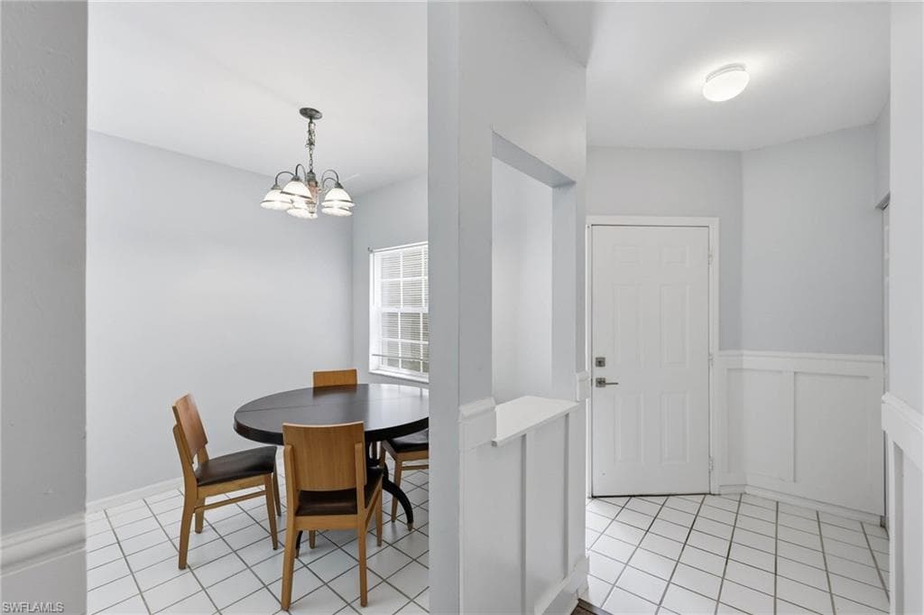 7577 Silver Trumpet LN 103-3