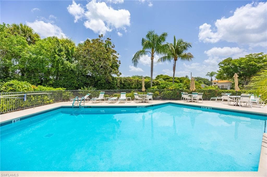 7577 Silver Trumpet LN 103-28