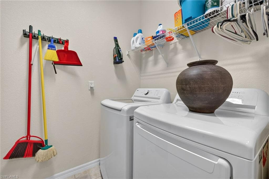 9621 Spanish Moss WAY 3833-23