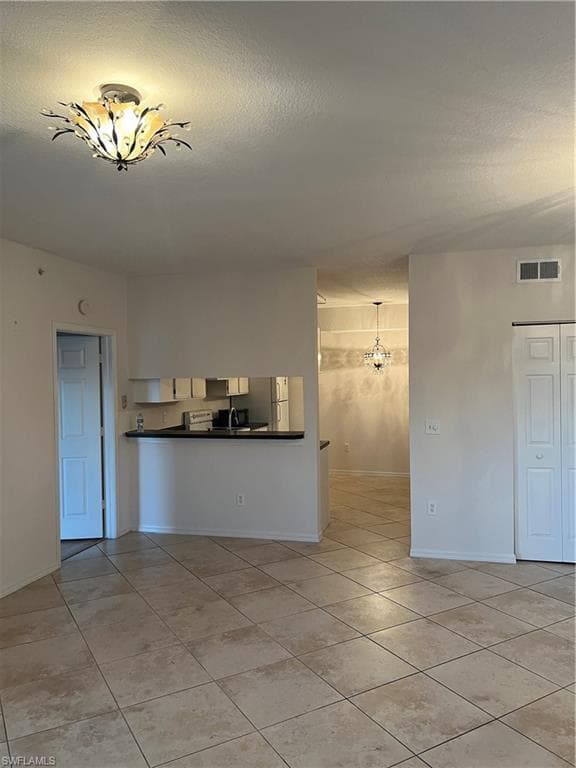 6461 Aragon WAY 208-14