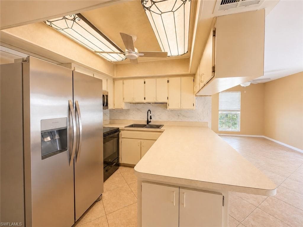 4210 CINDY AVE-1