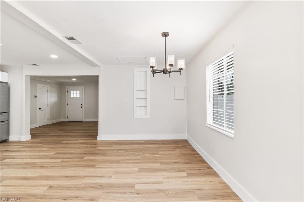 1342 Alhambra DR-7
