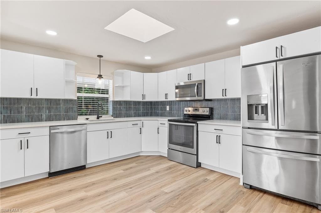 1342 Alhambra DR-5