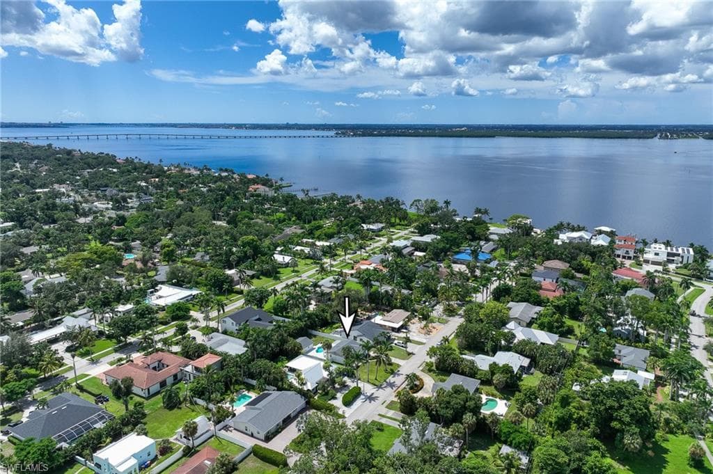 1342 Alhambra DR-20