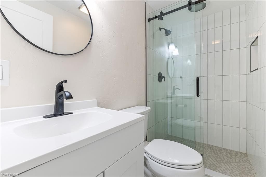 1342 Alhambra DR-11