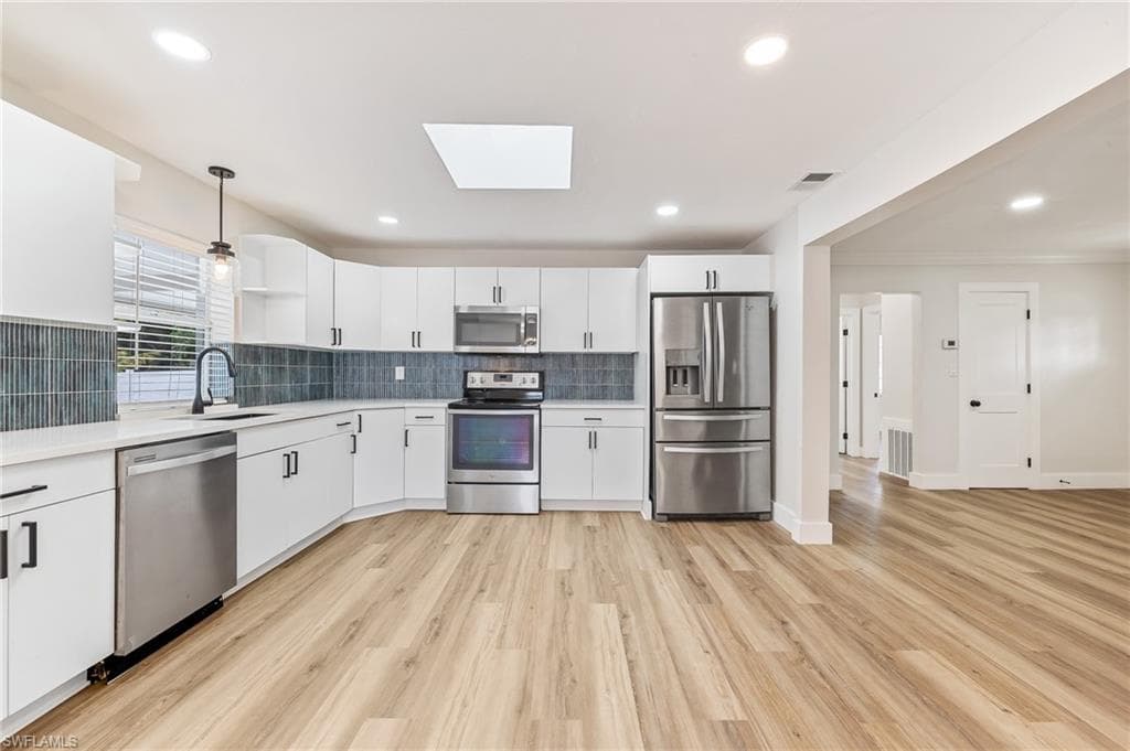 1342 Alhambra DR-4