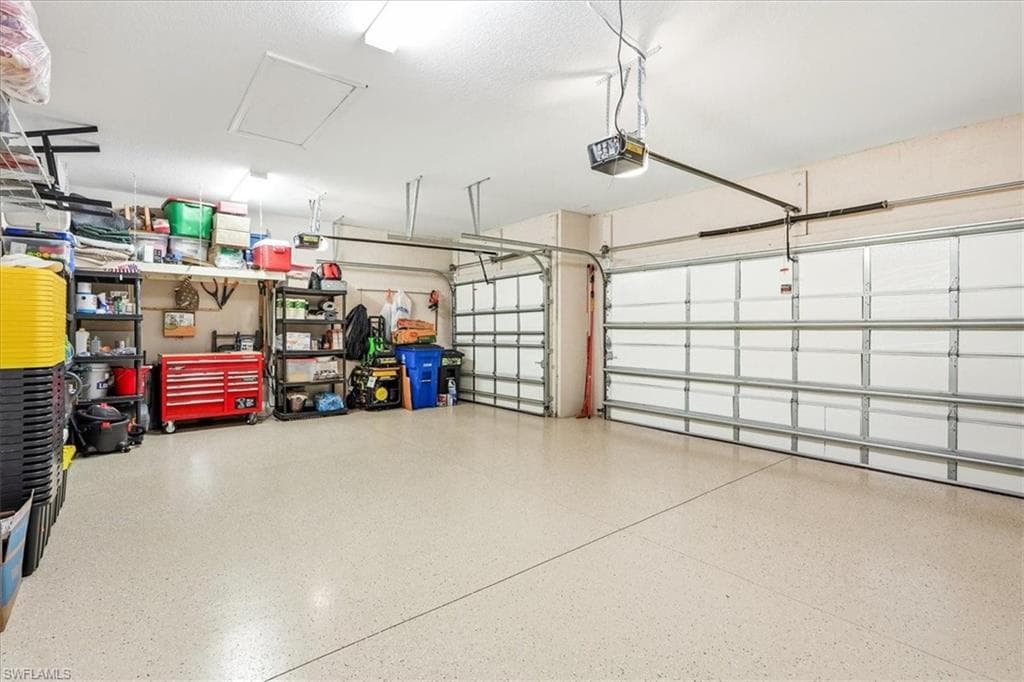 20503 Black Tree LN-30