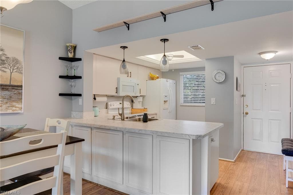 8160 Summerlin Village CIR 507-3