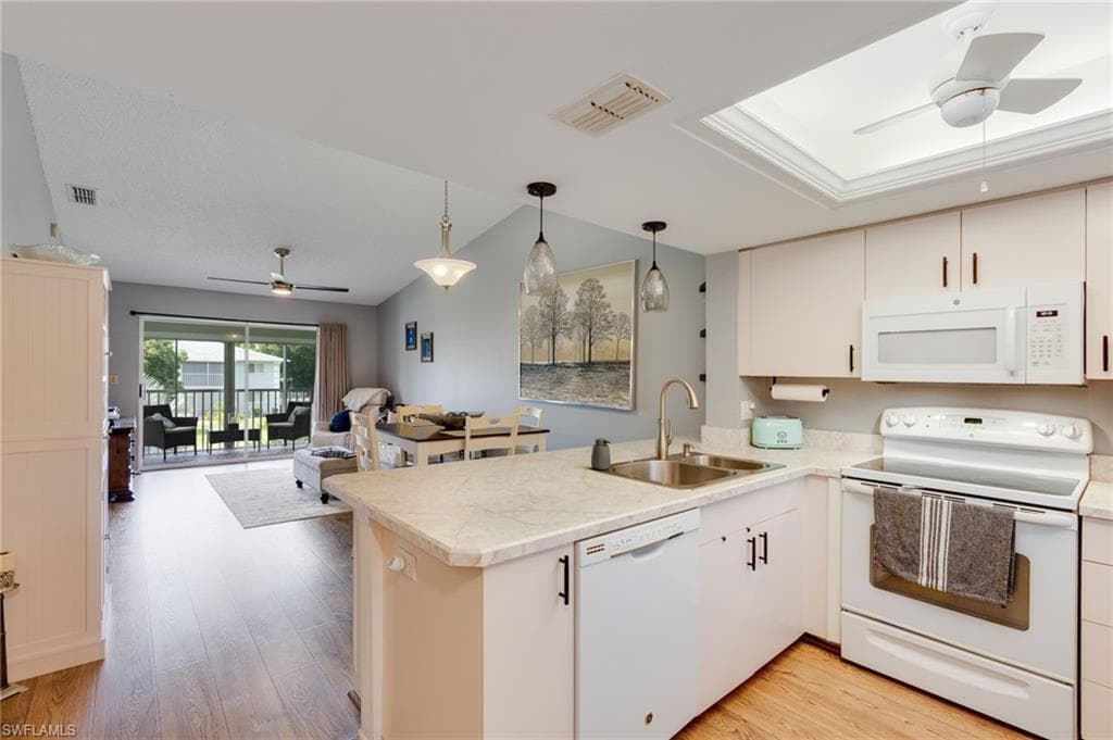 8160 Summerlin Village CIR 507-4