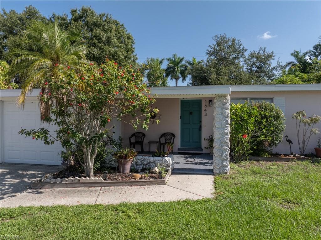1643 Ricardo AVE-2