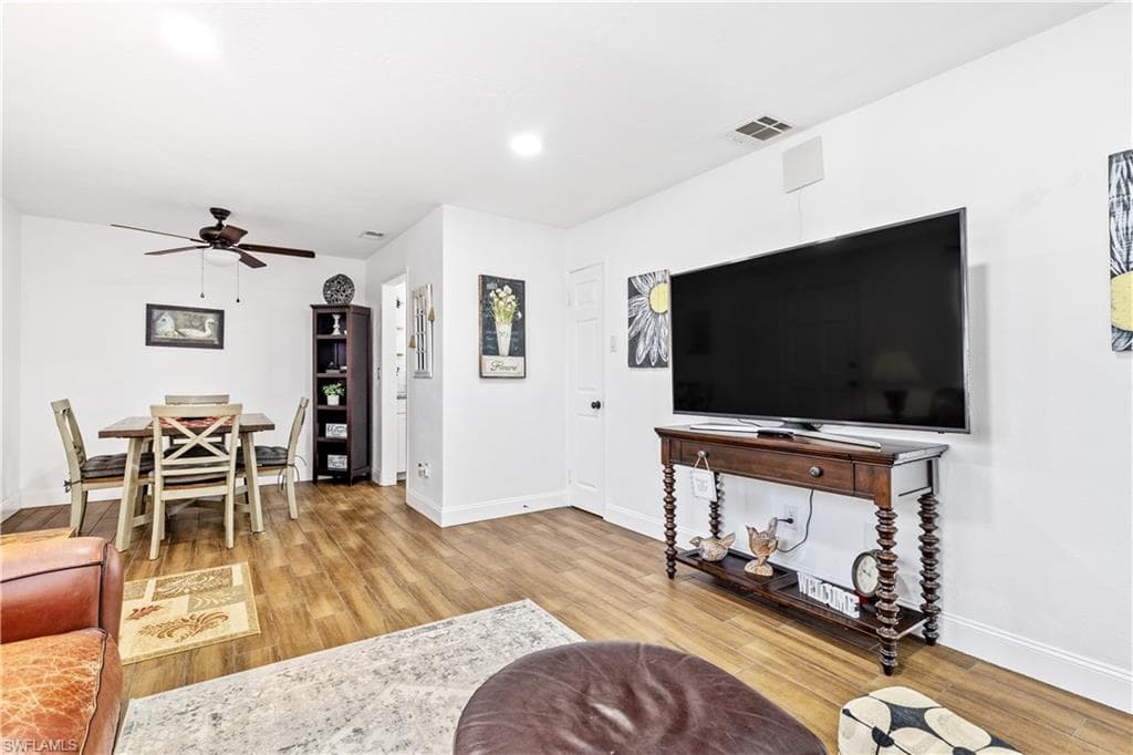 1643 Ricardo AVE-8