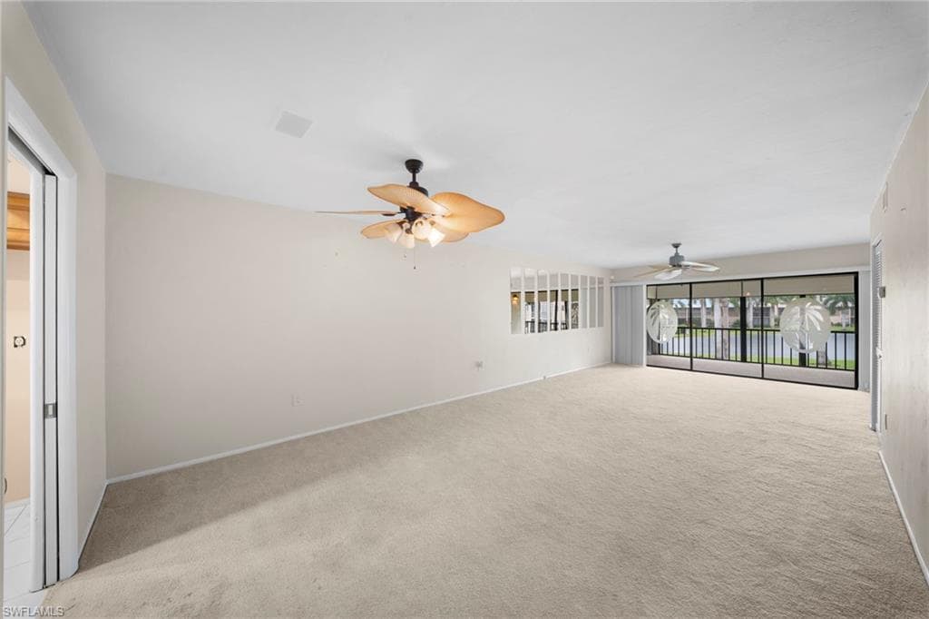 195 Cypress WAY E 8-9