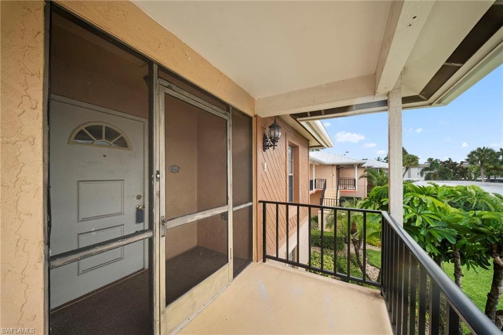 195 Cypress WAY E 8-4