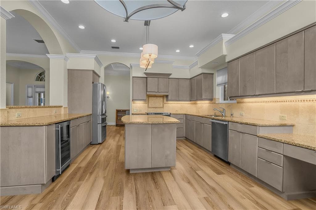 23331 Foxberry LN-17