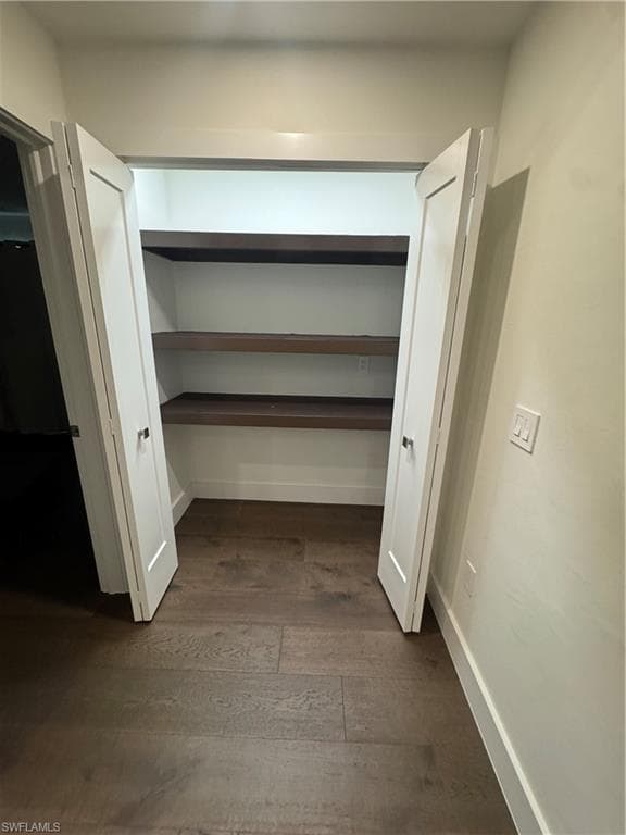 27500 Suffridge DR-7