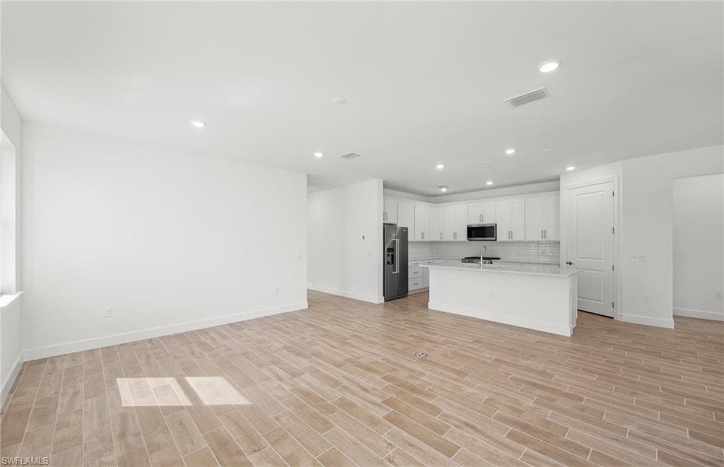 12416 Basalt LN-17