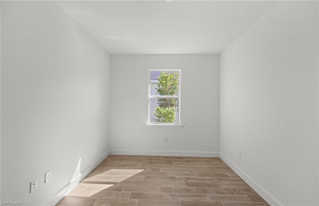 12416 Basalt LN-14