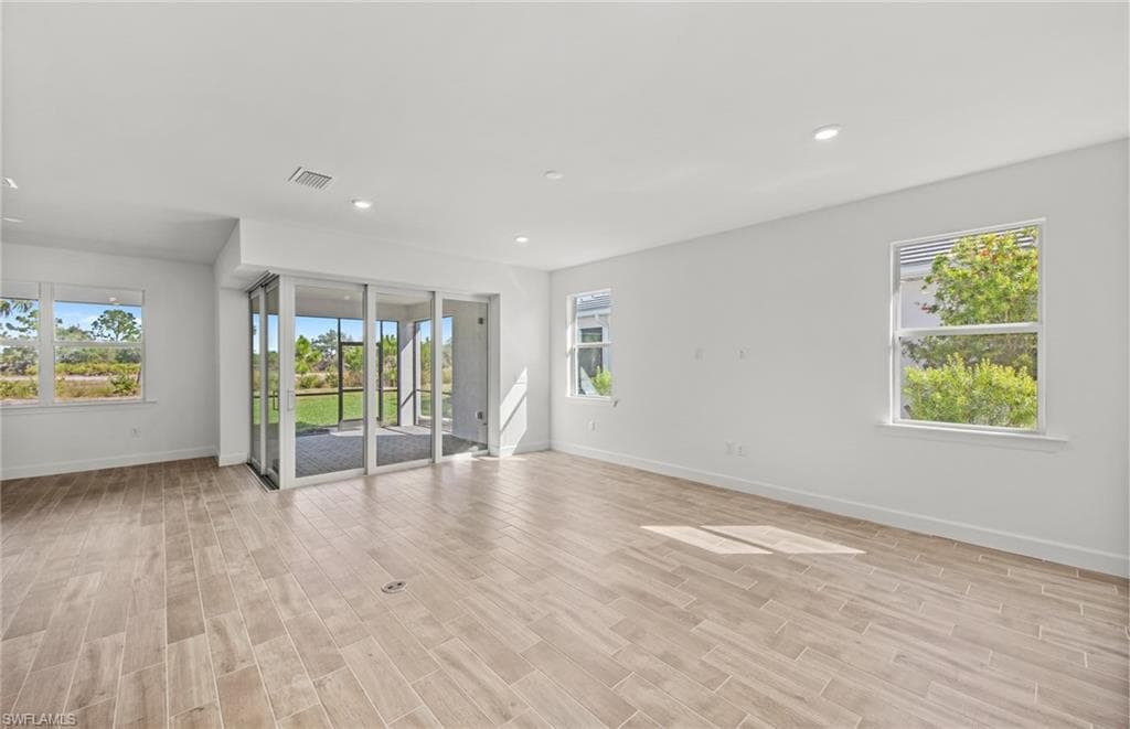 12416 Basalt LN-15