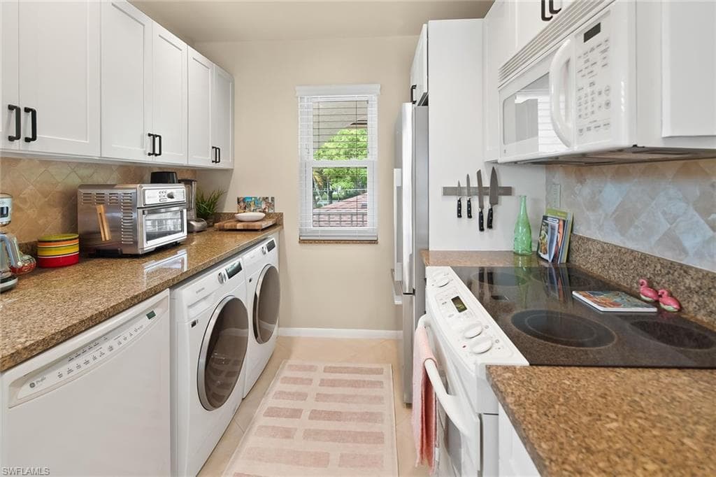 1435 Blue Point AVE 1435-19