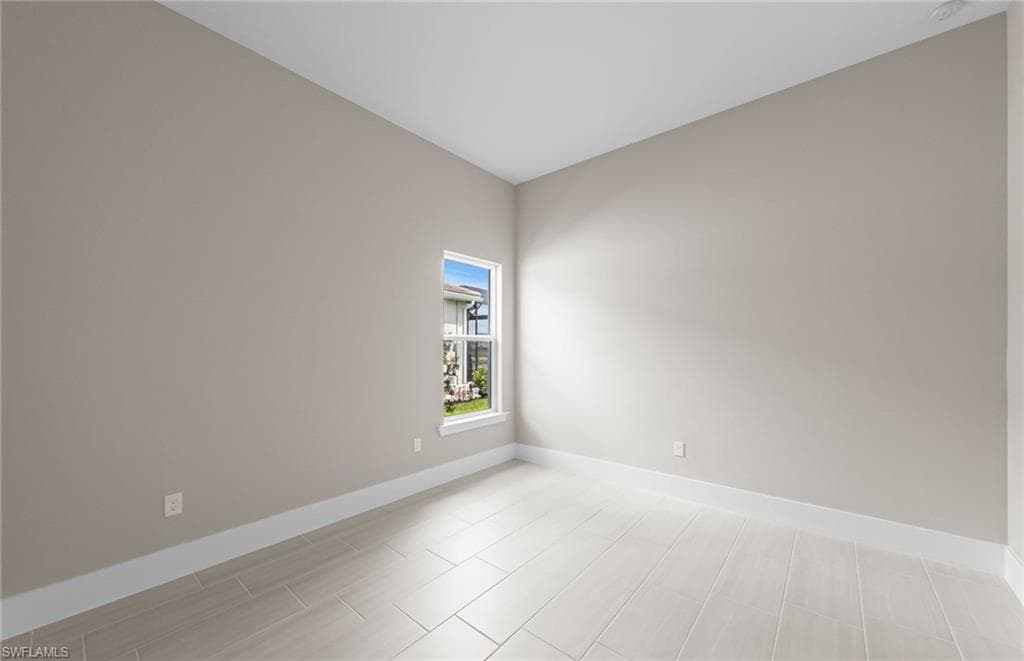 12533 Moonstone WAY-23