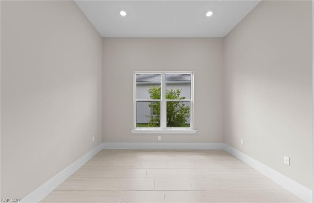 12533 Moonstone WAY-27