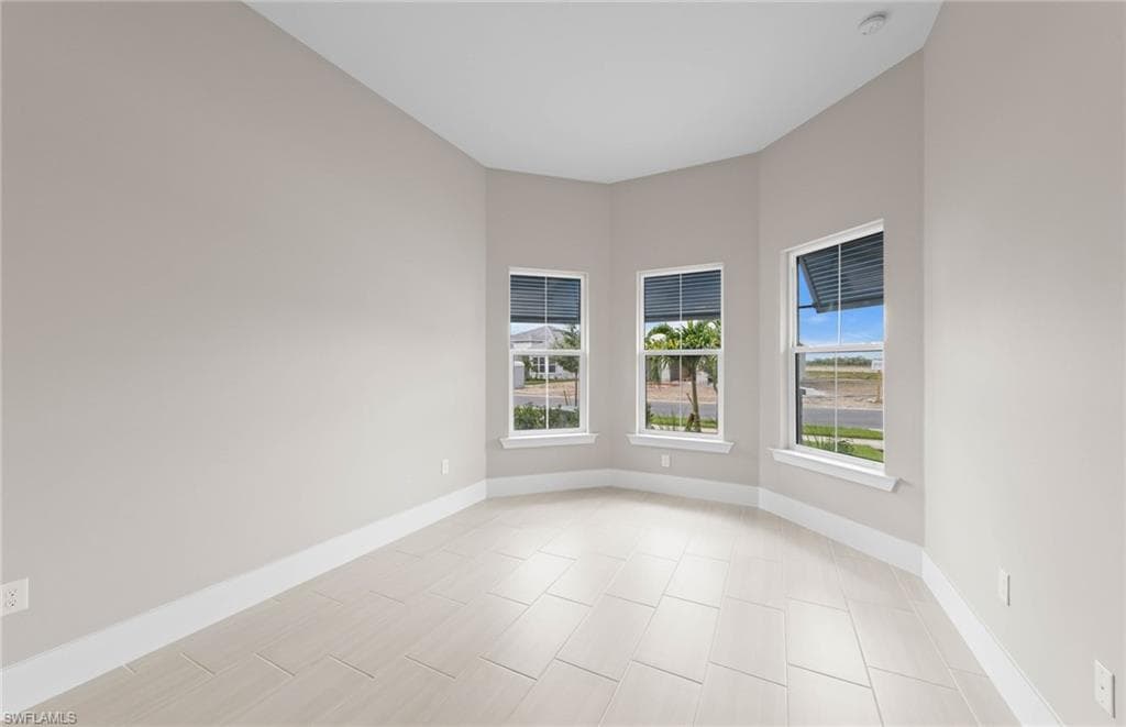 12533 Moonstone WAY-24