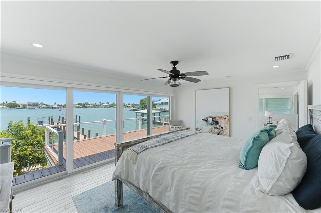 23 Pelican ST-23
