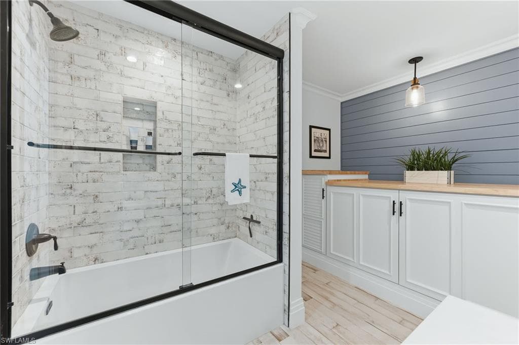 23 Pelican ST-31