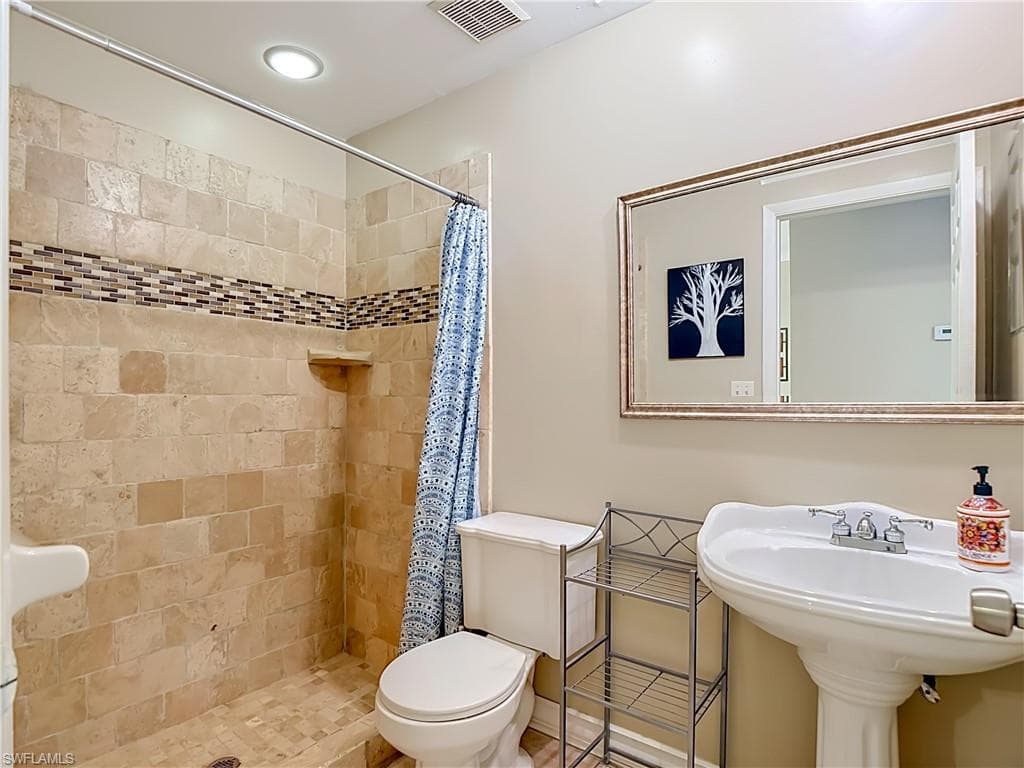 3323 Olympic DR 716-26