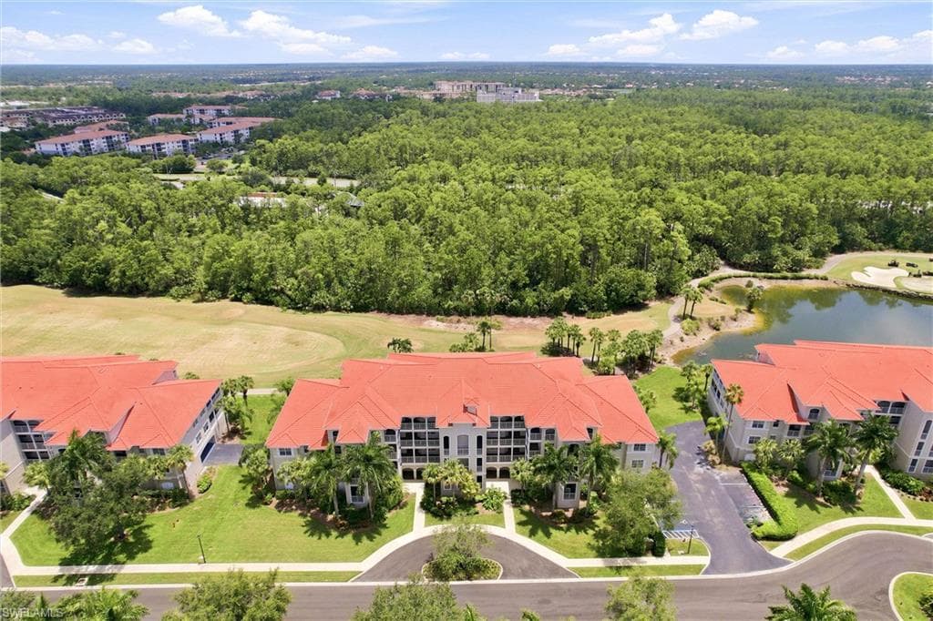 4874 Hampshire CT 303-32