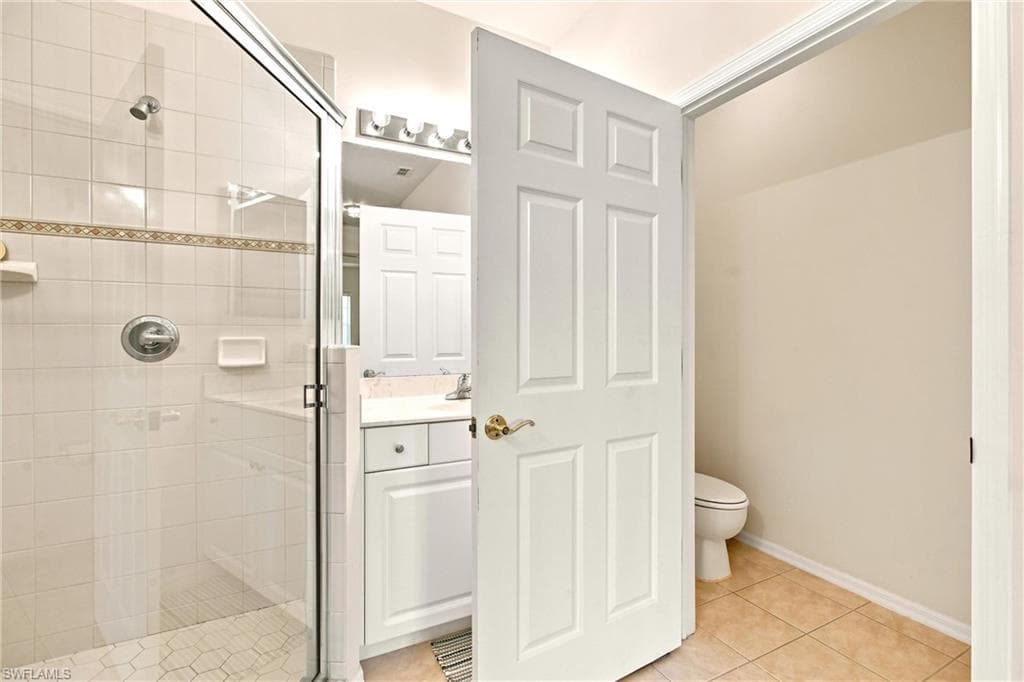 4874 Hampshire CT 303-19
