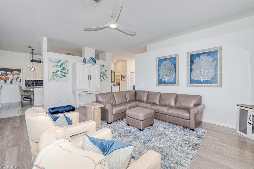 22589 Island Lakes DR-8