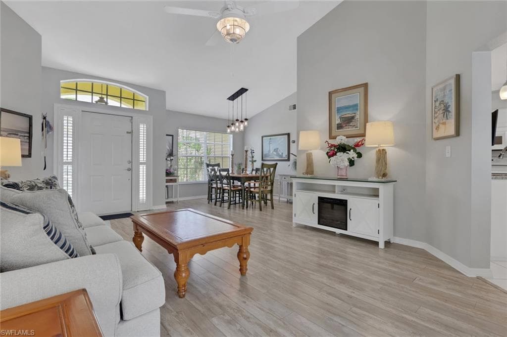 505 Raven WAY-12