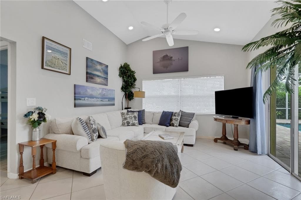 505 Raven WAY-7